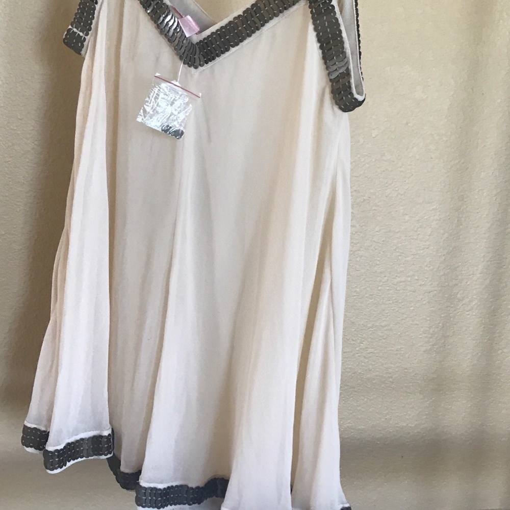 Sleeveless Top